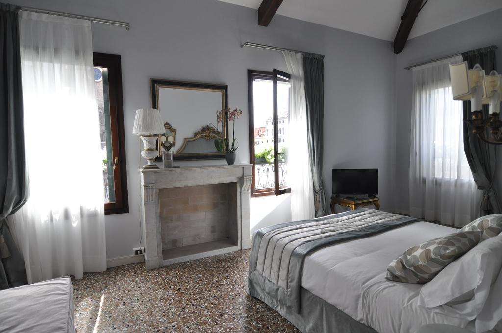 Casa Colleoni Bed and Breakfast Venetië Buitenkant foto