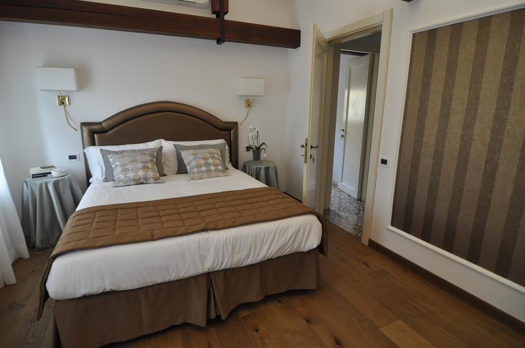 Casa Colleoni Bed and Breakfast Venetië Buitenkant foto