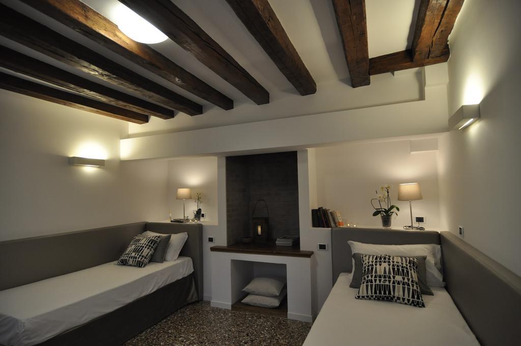 Casa Colleoni Bed and Breakfast Venetië Buitenkant foto