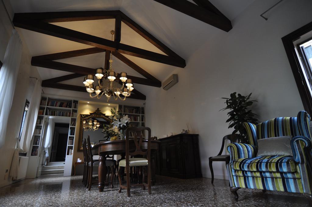 Casa Colleoni Bed and Breakfast Venetië Buitenkant foto